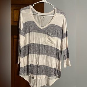 3/4 length sleeve! Soft & comfortable